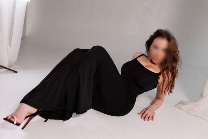 Финансовая грамотность куртизанок: Как управлять доходами и налогами в легализованной проституции